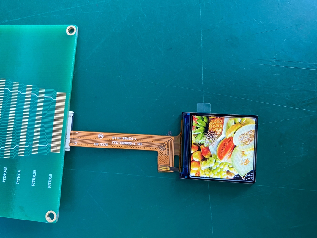 Écran LCD TFT de petite taille de 1,3 pouce avec St7789V Driver IC
